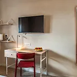 מלון Travi Boutique By Holi *