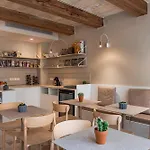 Travi Boutique By Holi מלון *