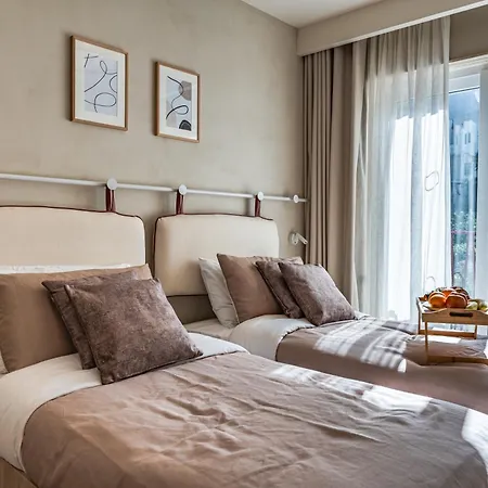 Travi Boutique By Holi * Sliema