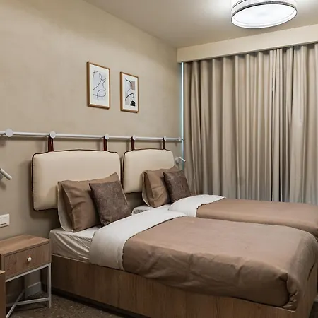 Travi Boutique By Holi