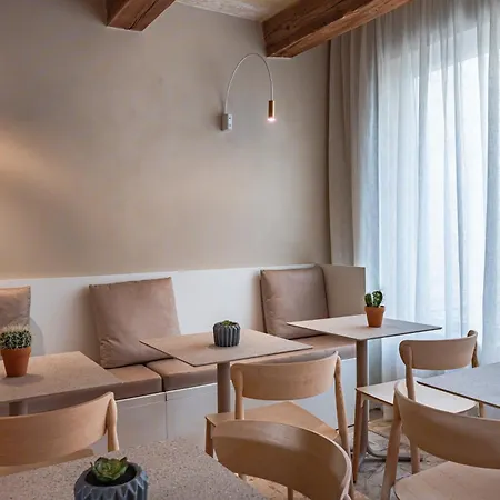 Travi Boutique By Holi Sliema