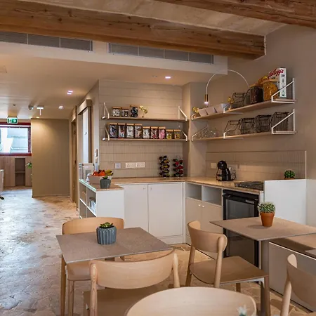 Travi Boutique By Holi * スリーマ