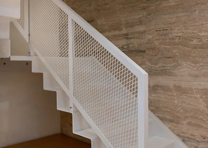 Travi Boutique By Holi *