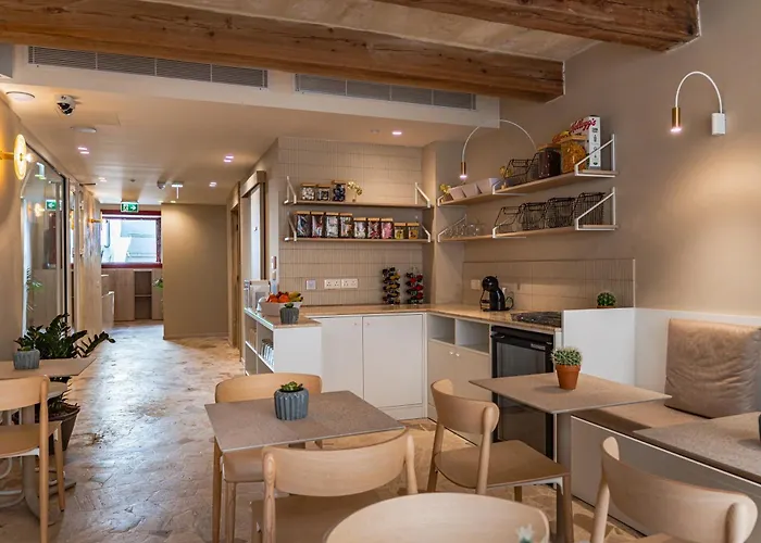 Travi Boutique By Holi * Sliema