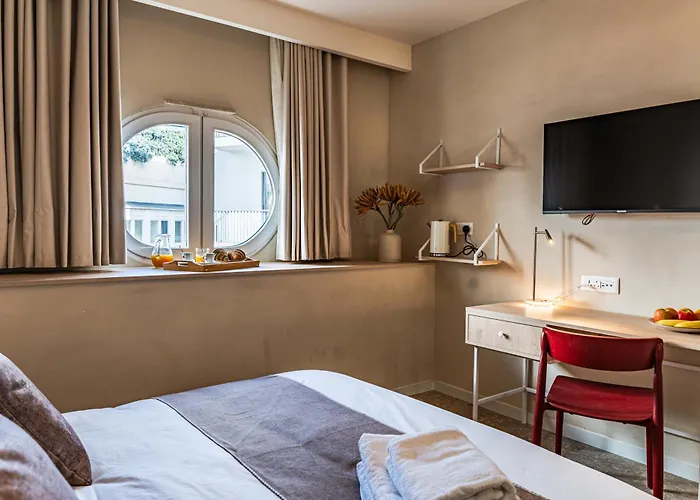 Travi Boutique By Holi Sliema