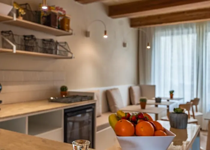 Travi Boutique By Holi Sliema